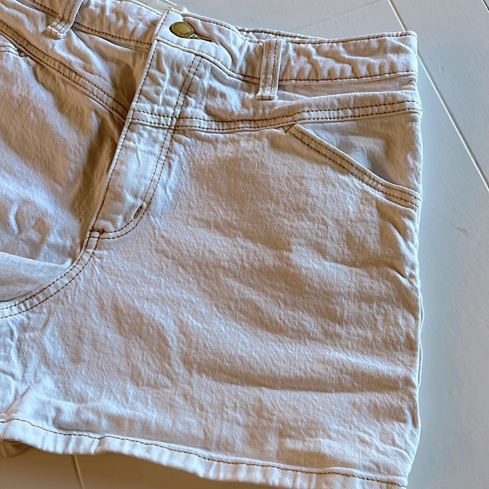 Universal Thread short shorts